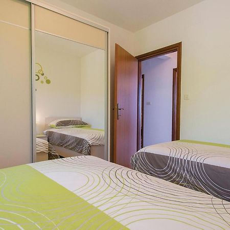 Amazing Apartment In Labin With House Sea View Esterno foto