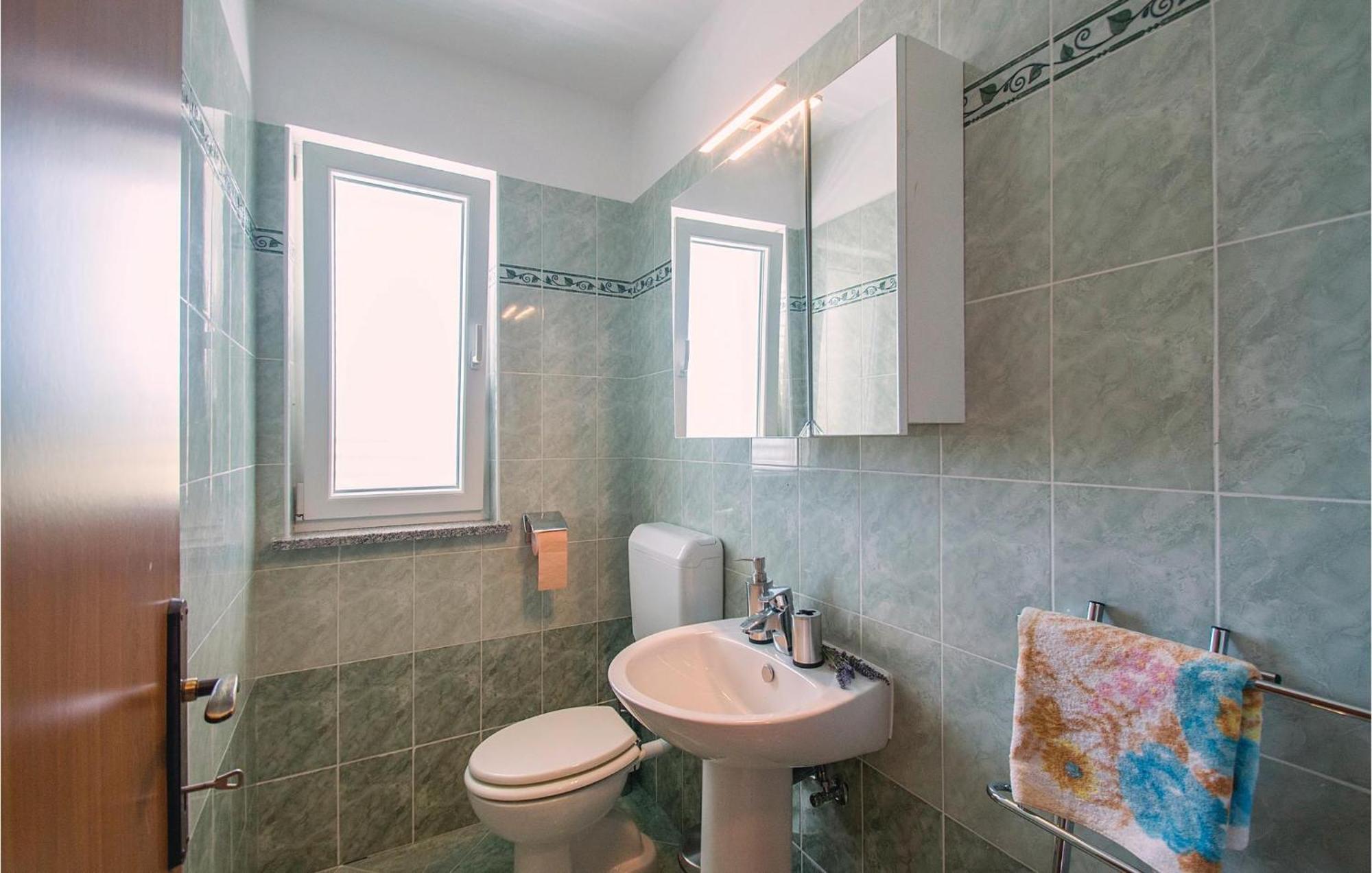 Amazing Apartment In Labin With House Sea View Esterno foto