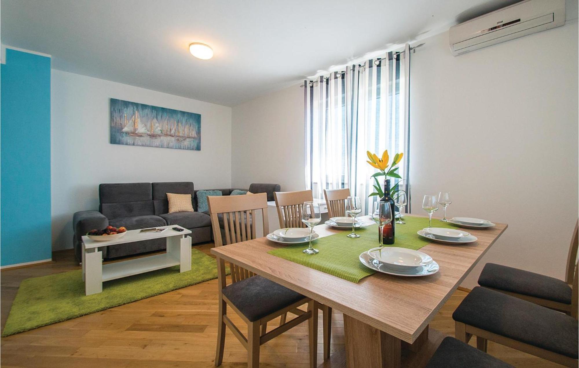 Amazing Apartment In Labin With House Sea View Esterno foto