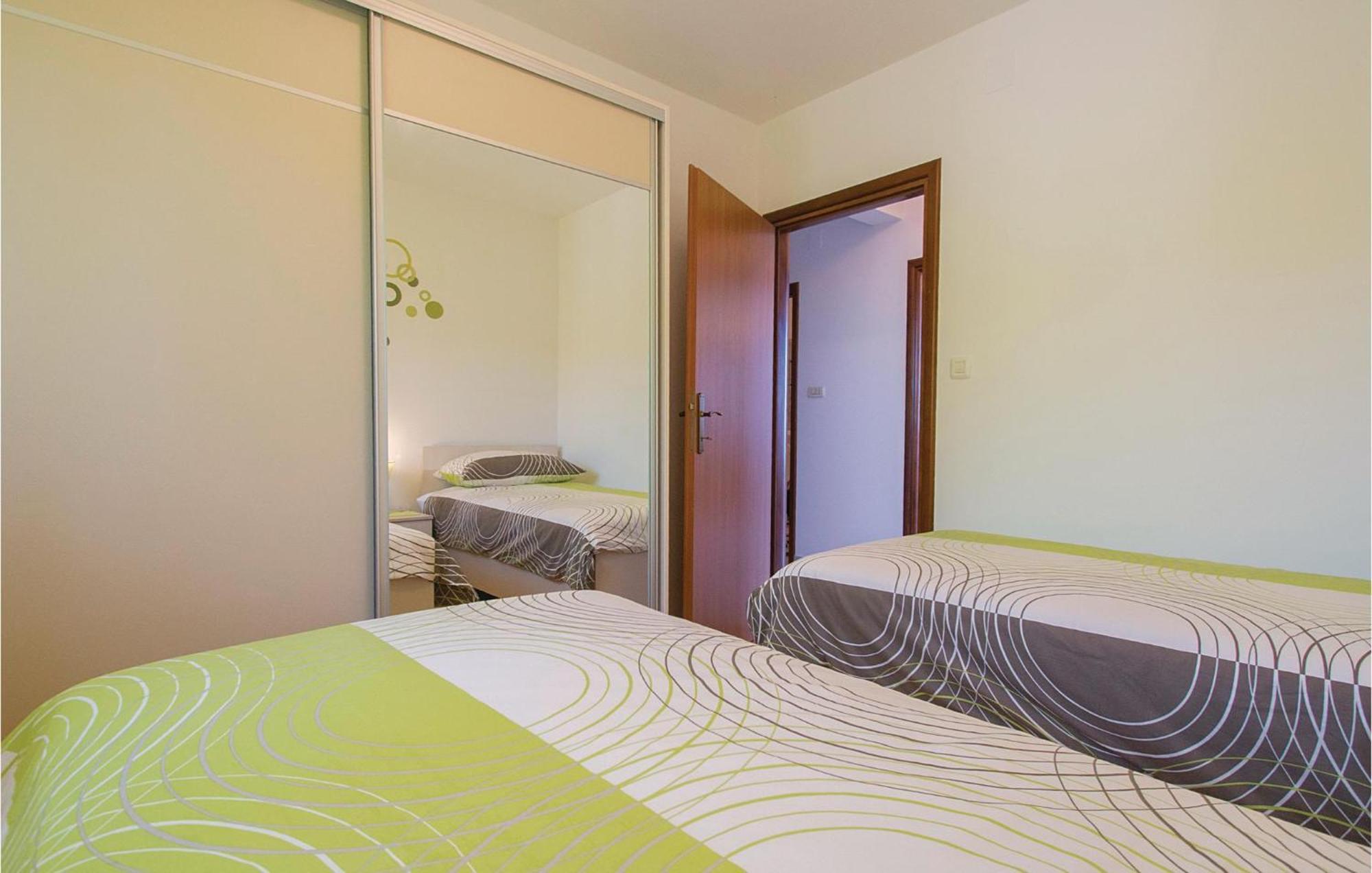 Amazing Apartment In Labin With House Sea View Esterno foto